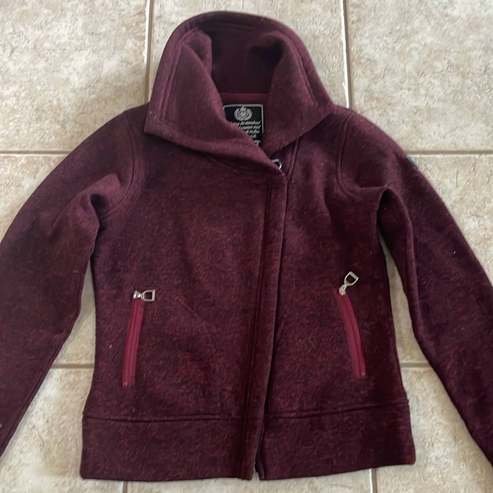 Ariat sweater